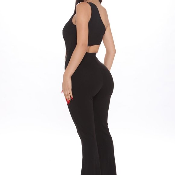Black One Shoulder Jumpsuit - Picture 3 of 3